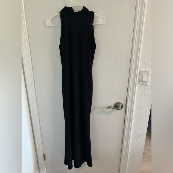 Alice + Olivia Air Black Mock Neck Maxi Dress Size 0 (Petite!) - Picture 3 of 5